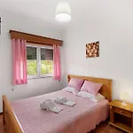 Jorge Galinheiro Local Guest house Mamouros