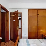Jorge Galinheiro Local Guest house 3*