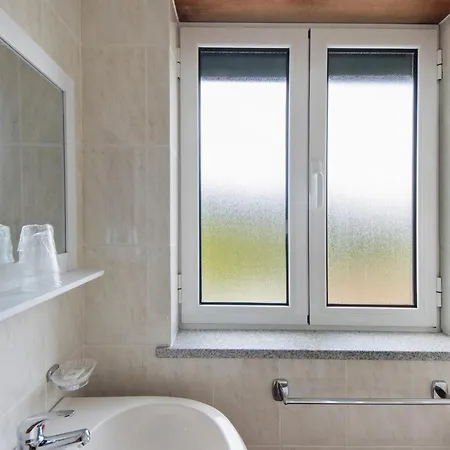 Jorge Galinheiro Local Affittacamere Mamouros