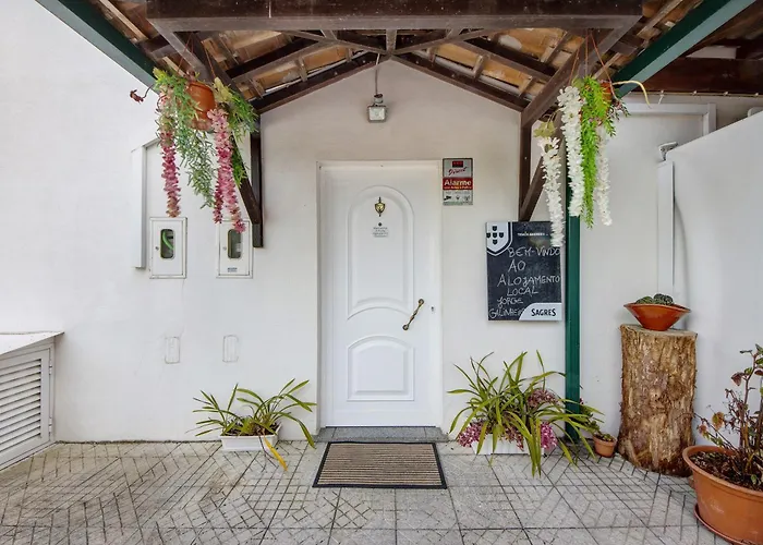 Konukevi Jorge Galinheiro Local