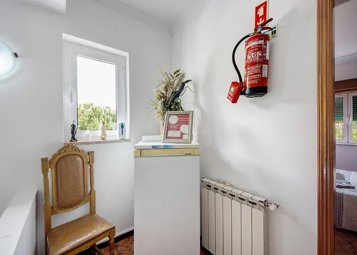 Konukevi Jorge Galinheiro Local 3*