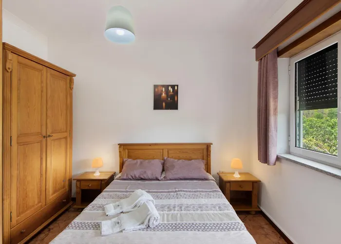 Konukevi Jorge Galinheiro Local 3*