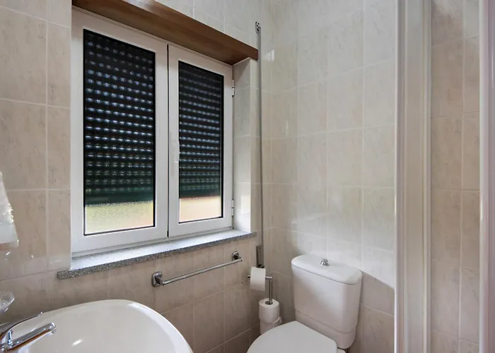 Konukevi Jorge Galinheiro Local