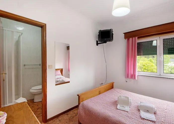 Konukevi Jorge Galinheiro Local